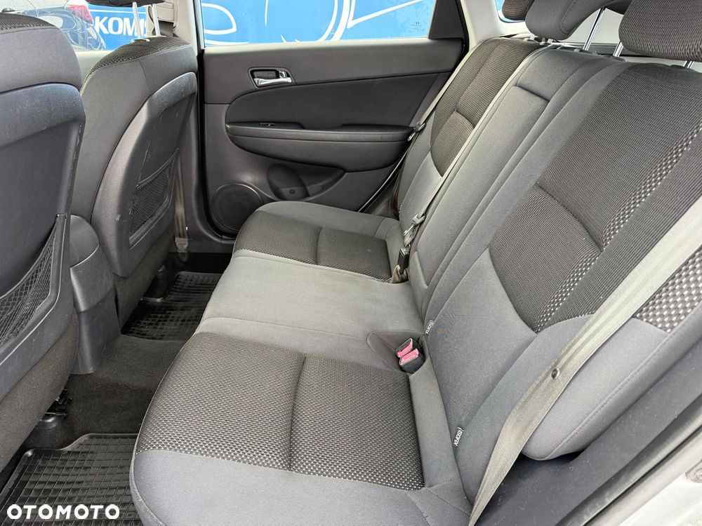 Hyundai i30 1.6 CRDi Style - 12