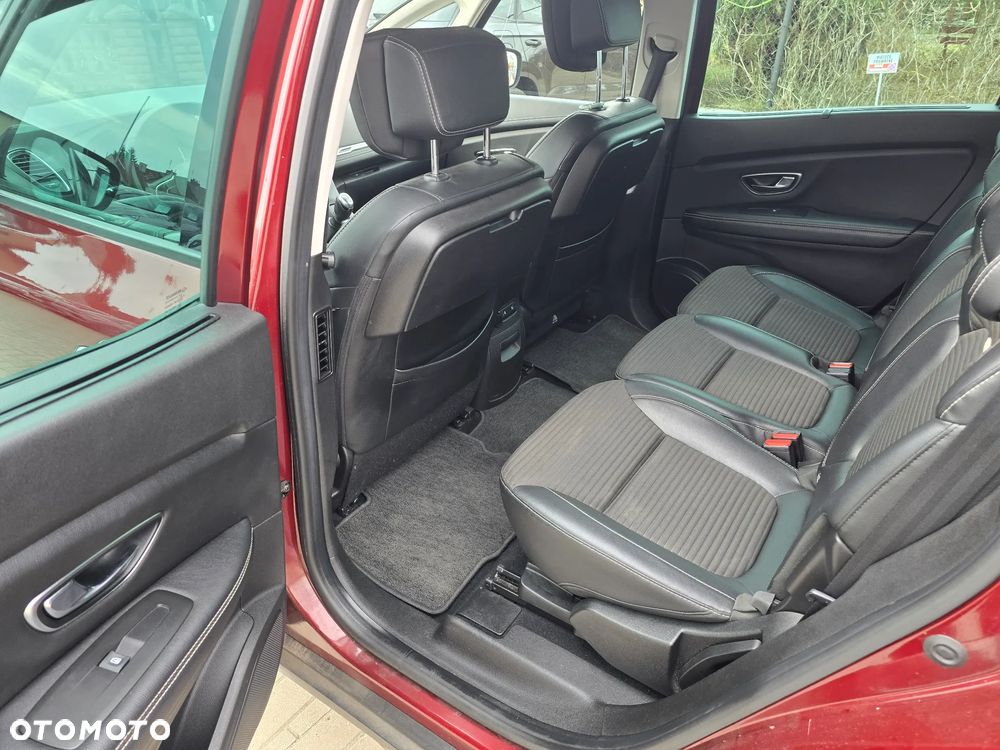Renault Grand Scenic - 9
