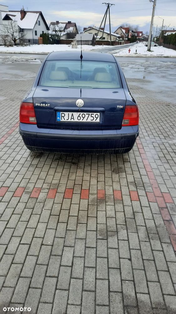 Volkswagen Passat 1.9 TDI - 7