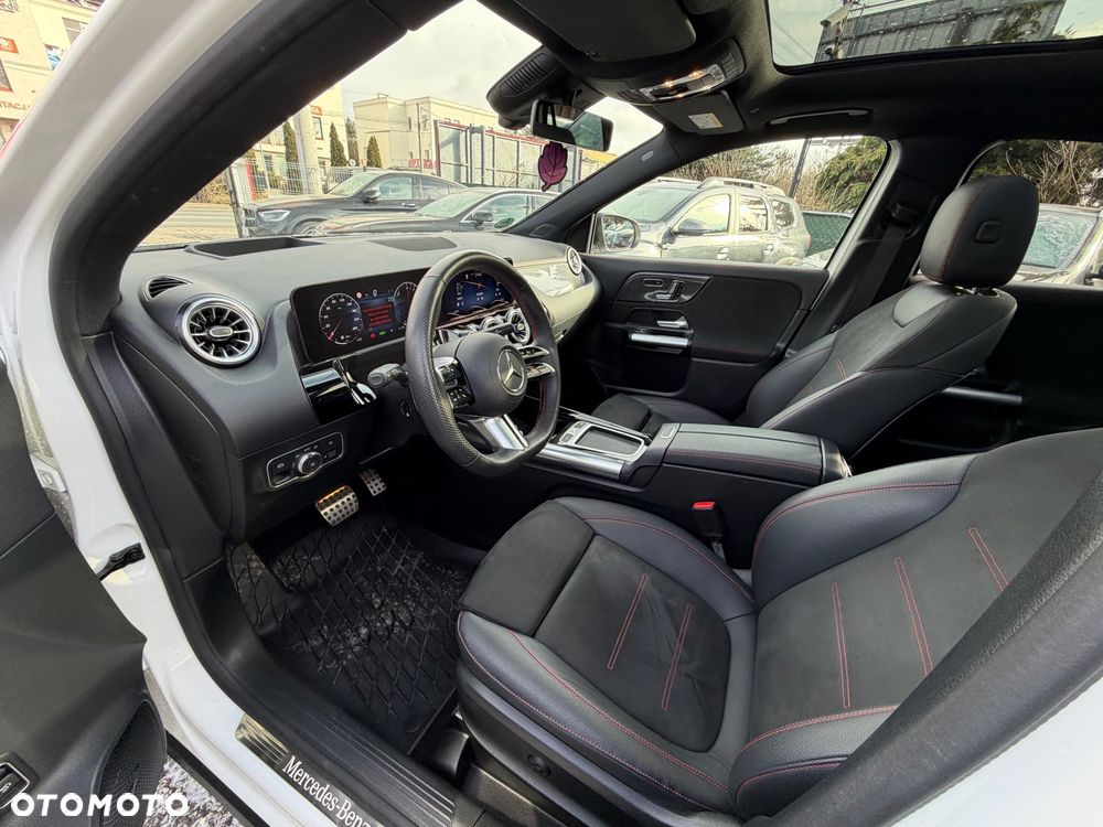 Mercedes-Benz GLA 250e AMG Line - 7