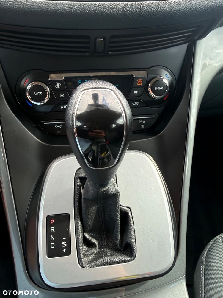 Ford C-MAX 2.0 TDCi Titanium - 32