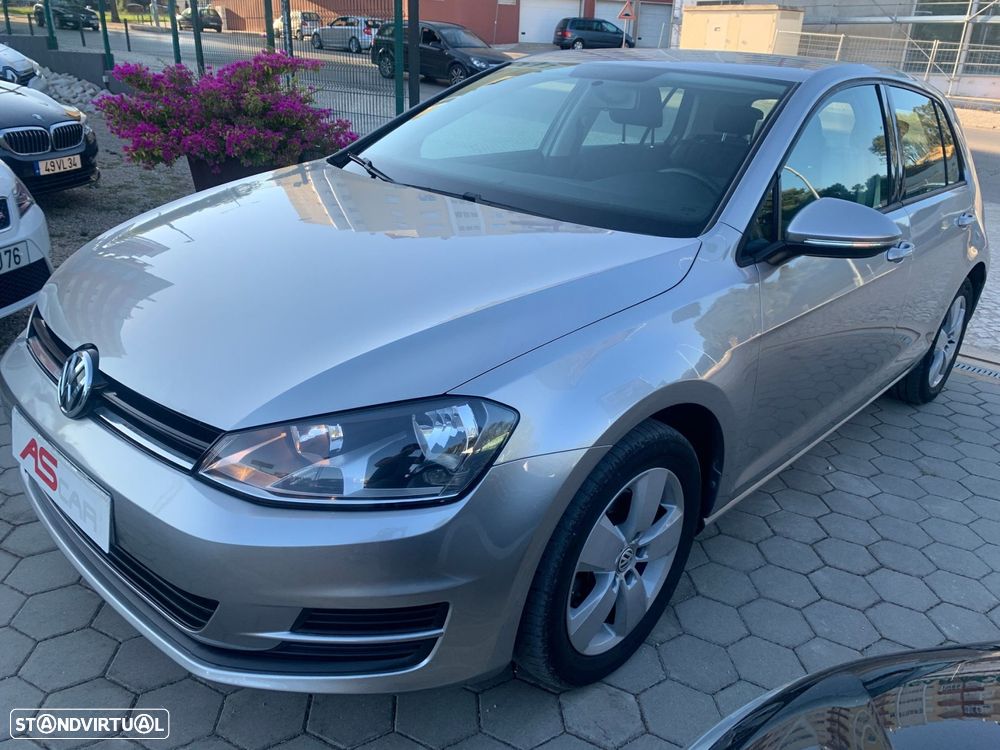 VW Golf 1.6 TDi BlueMotion Trendline - 11