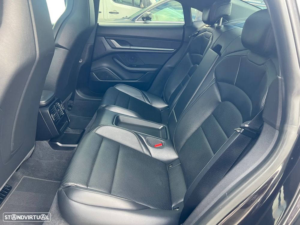 Porsche Taycan Bateria Performance Plus - 15