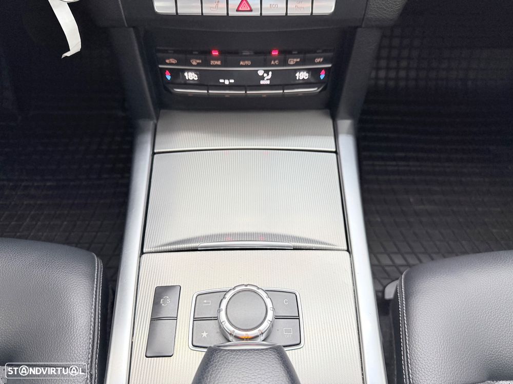 Mercedes-Benz E 220 CDi Avantgarde BE Auto.140g - 17