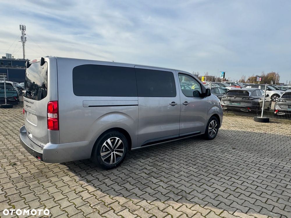 Peugeot Traveller 2.0 BlueHDi Long Business VIP EAT8 - 10