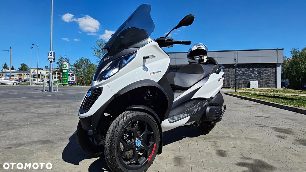 Piaggio MP-3 - 28