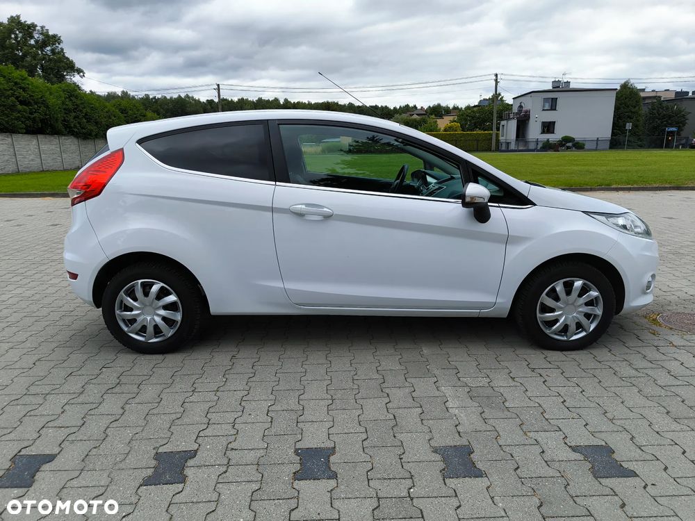 Ford Fiesta 1.4 Titanium EU5 - 4