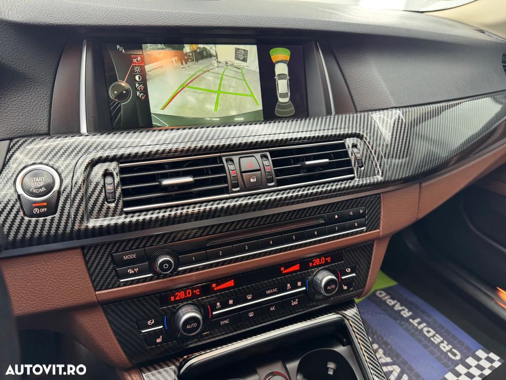 BMW Seria 5 525d xDrive Aut. Luxury Line - 24