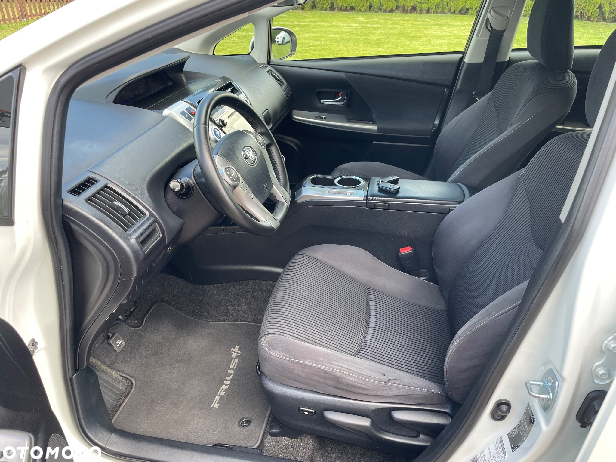 Toyota Prius+ - 6