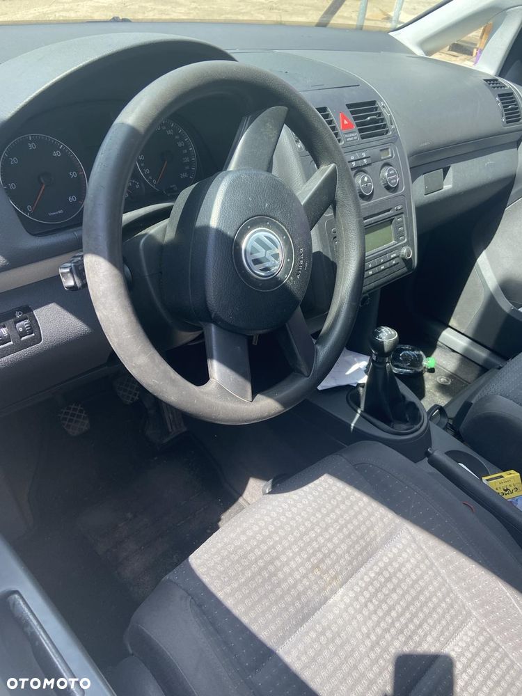 Volkswagen Touran 2.0 TDI DPF Goal - 5