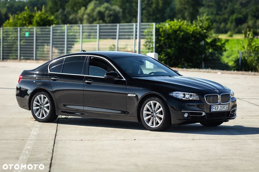 BMW Seria 5 530d Luxury Line - 3