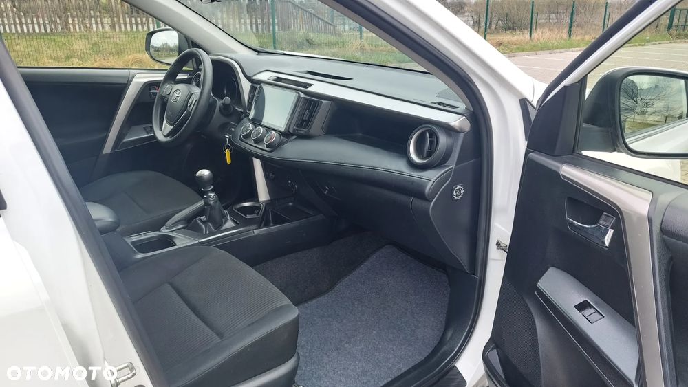 Toyota RAV4 - 20