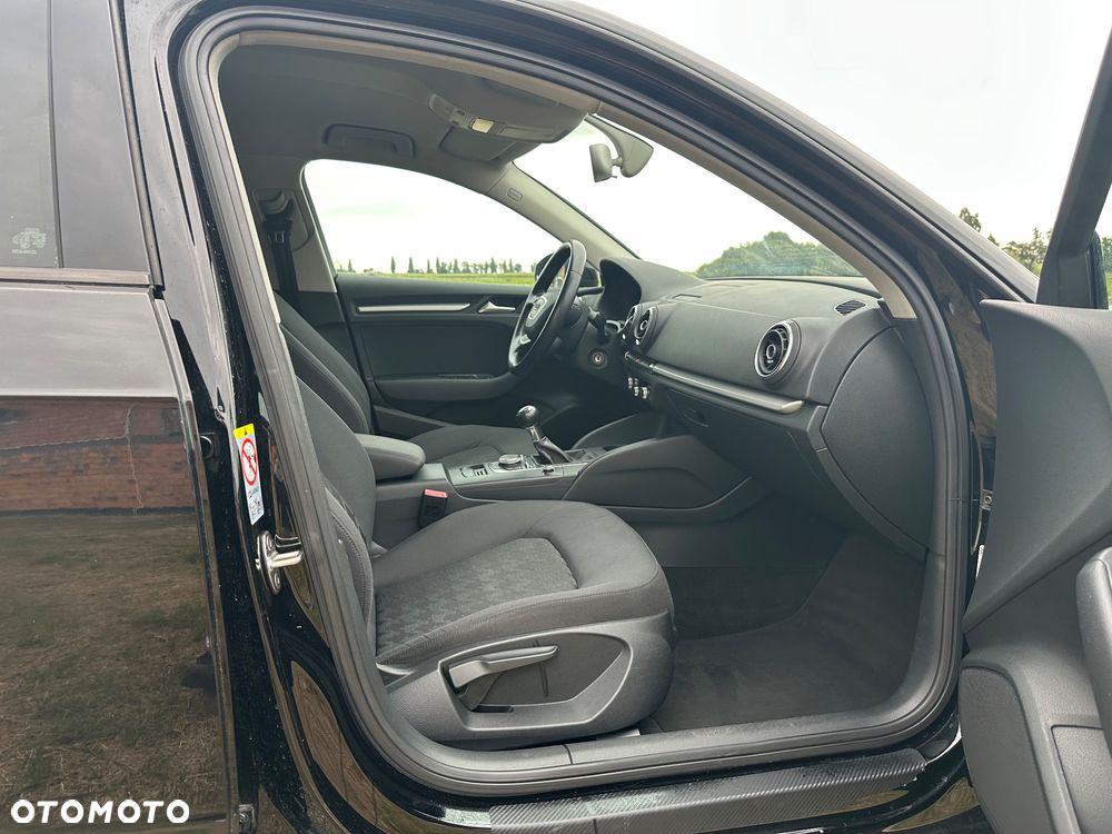 Audi A3 Sportback 1.4 TFSI Attraction - 19