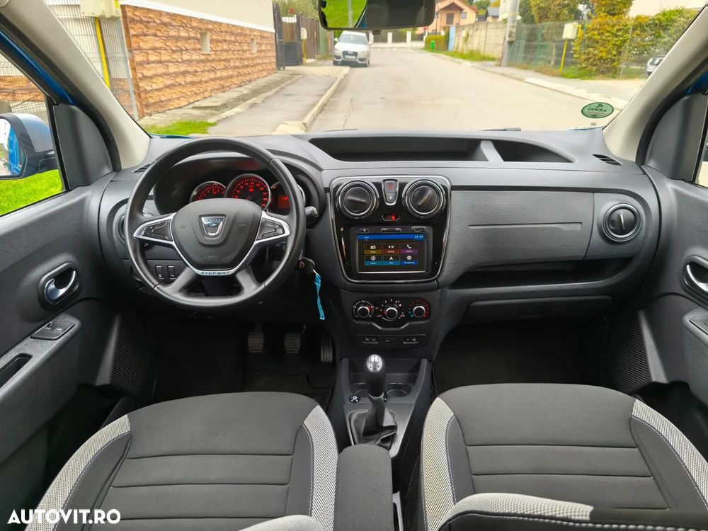 Dacia Dokker SCe 100 Stepway Celebration - 6