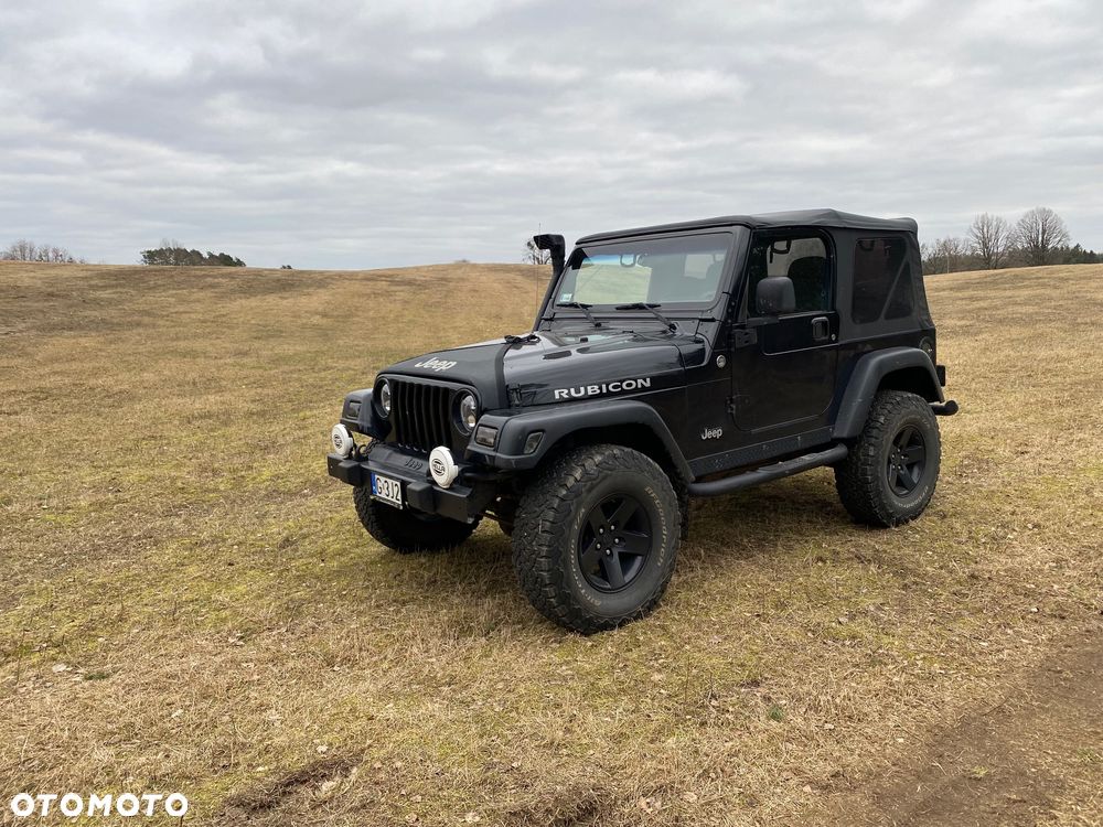 Jeep Wrangler - 12