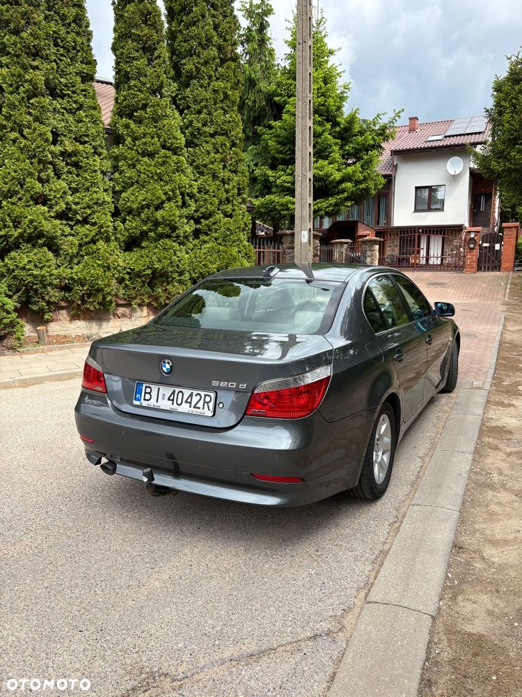 BMW Seria 5 520d - 4