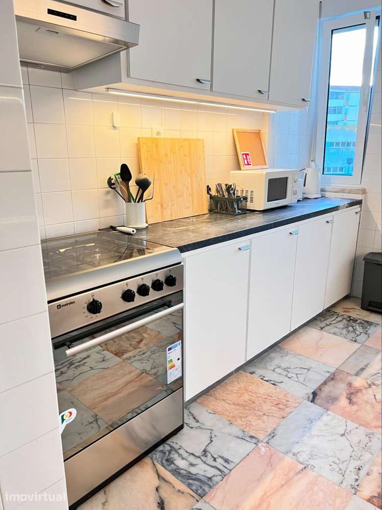 Quarto - localizado em Olivais Lisbon - Grande imagem: 5/14