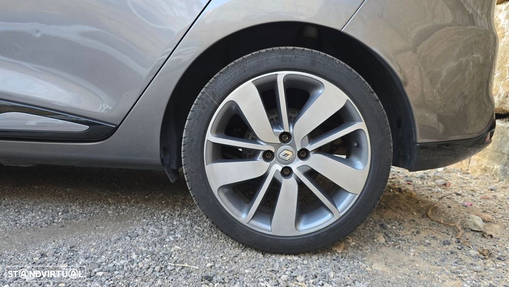 Renault Clio Sport Tourer - 54