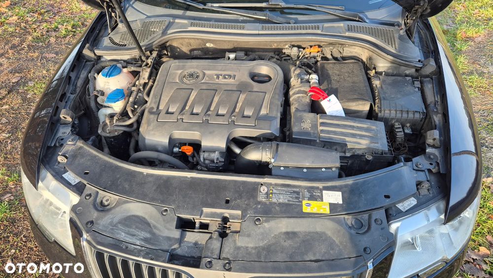 Skoda Superb 2.0 TDI 4x4 DSG Elegance - 38