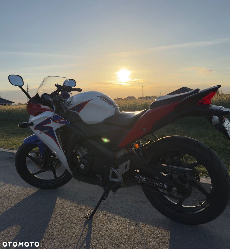 Honda CBR - 4
