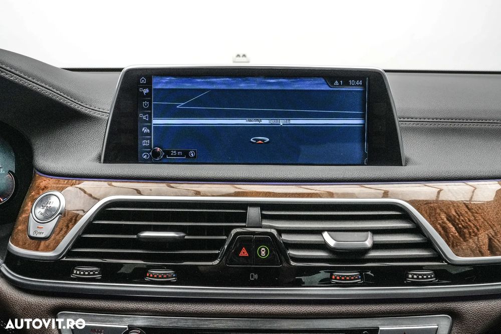 BMW Seria 7 730d - 22
