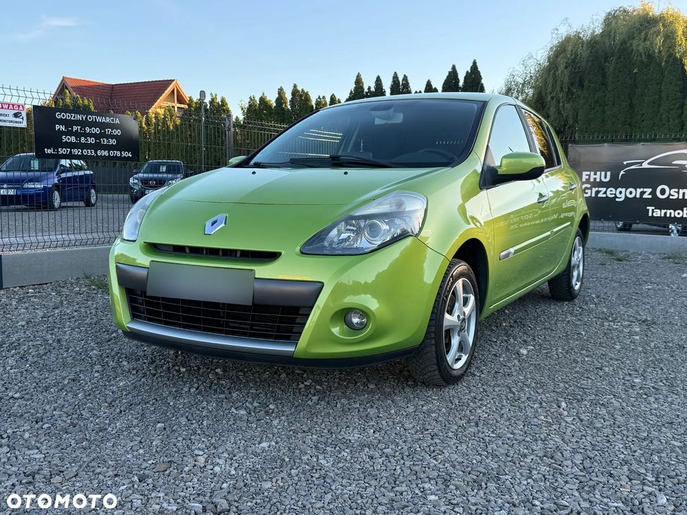 Renault Clio - 18
