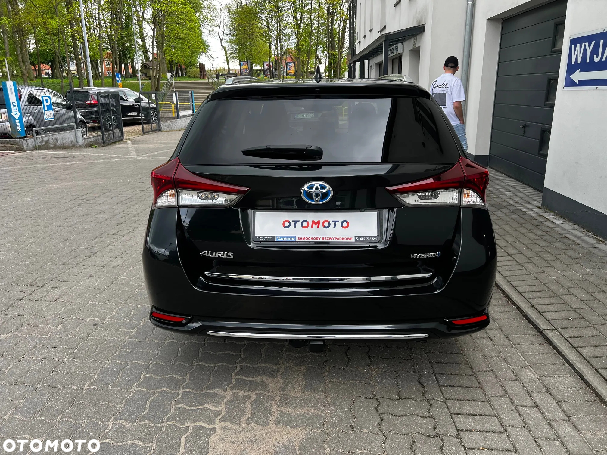 Toyota Auris 1.8 VVT-i Hybrid Automatik Touring Sports Edition S+ - 10