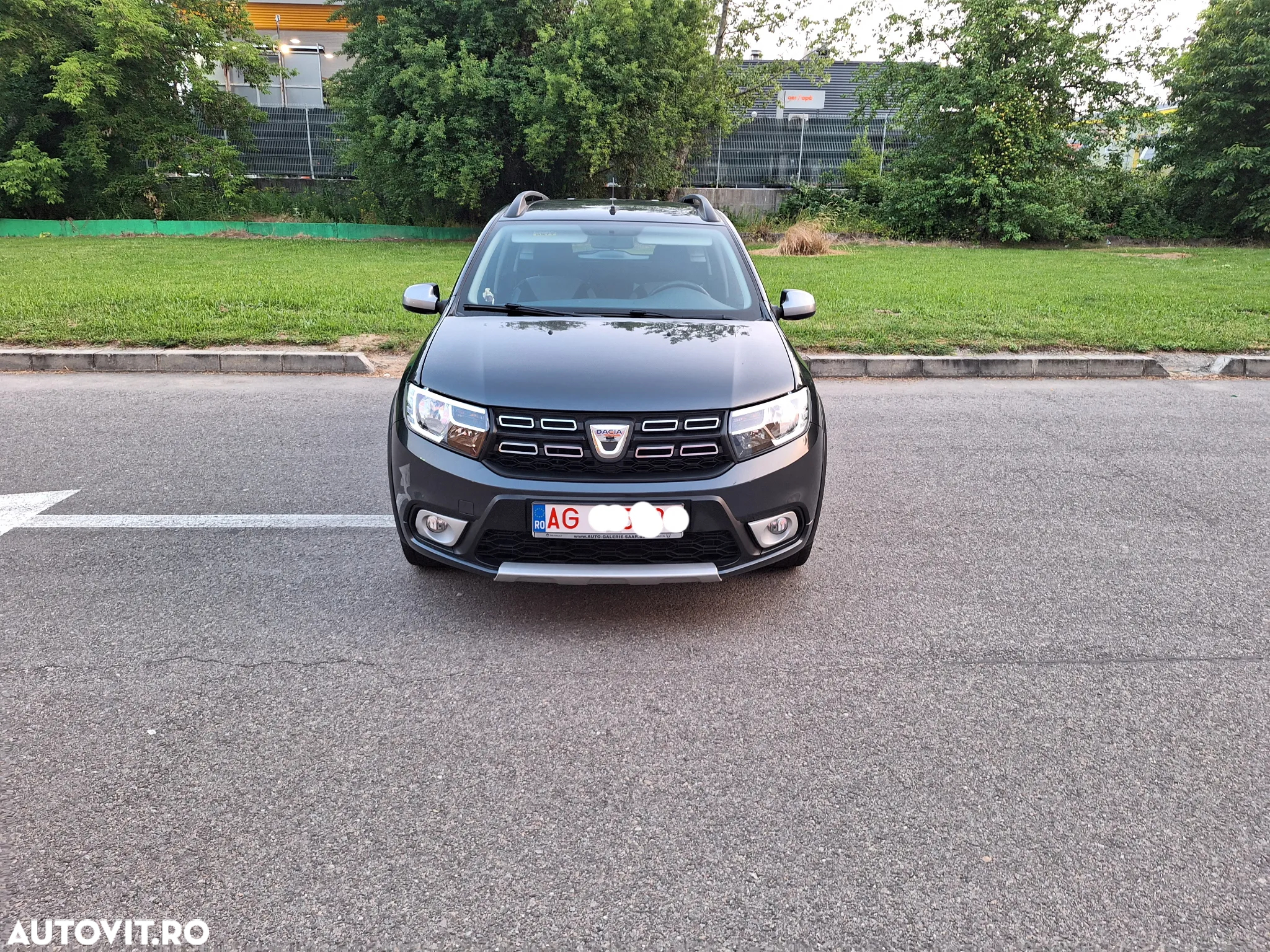 Dacia Logan Stepway 0.9 TCe - 4