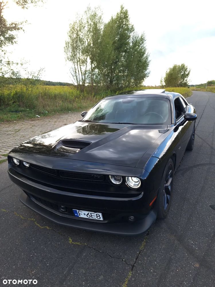 Dodge Challenger 5.7 R/T - 5