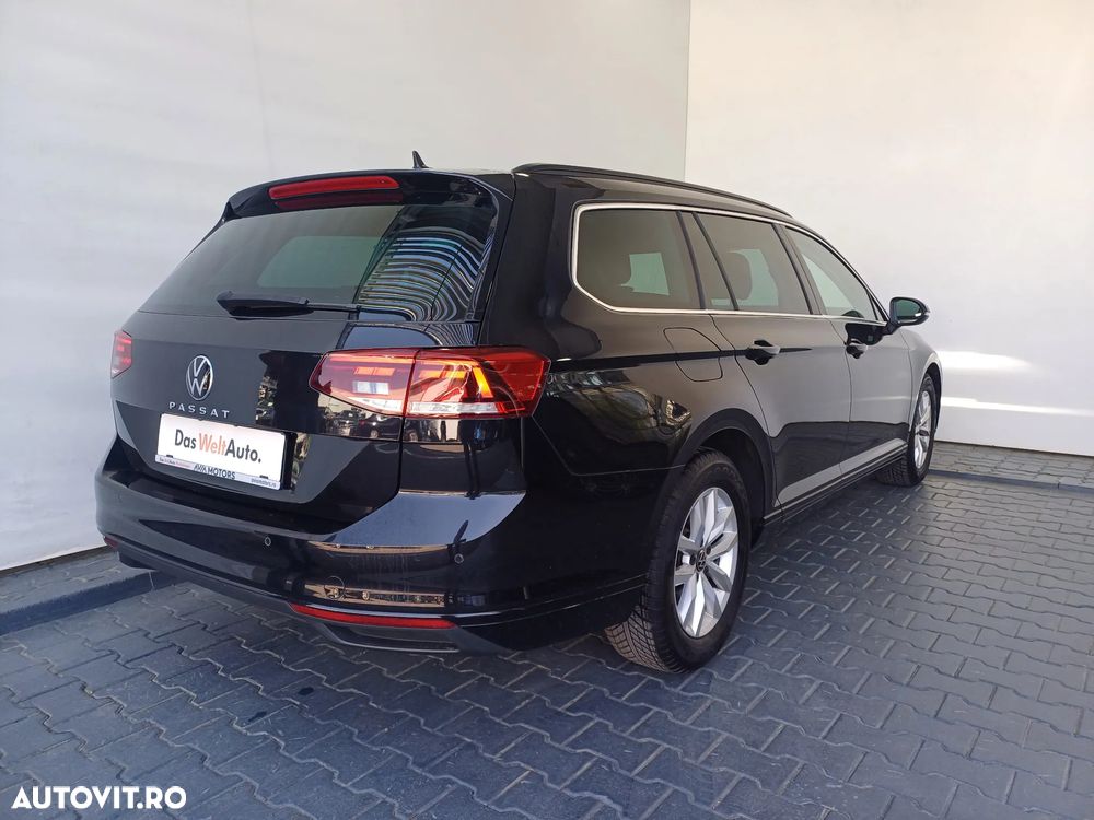 Volkswagen Passat Variant 2.0 TDI DSG Comfortline - 38