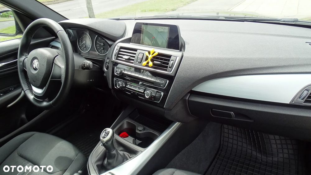 BMW Seria 1 120i Urban Line - 21