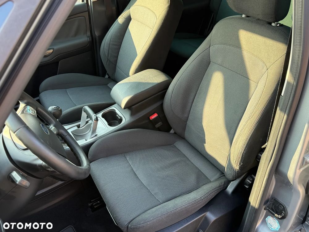 Ford S-Max 2.0 TDCi DPF Titanium - 32