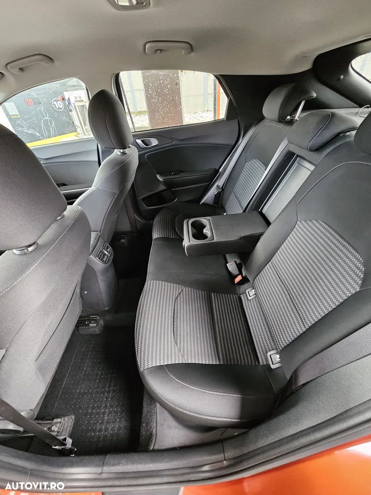 Kia XCeed 1.5 T-GDI 6MT City - 4