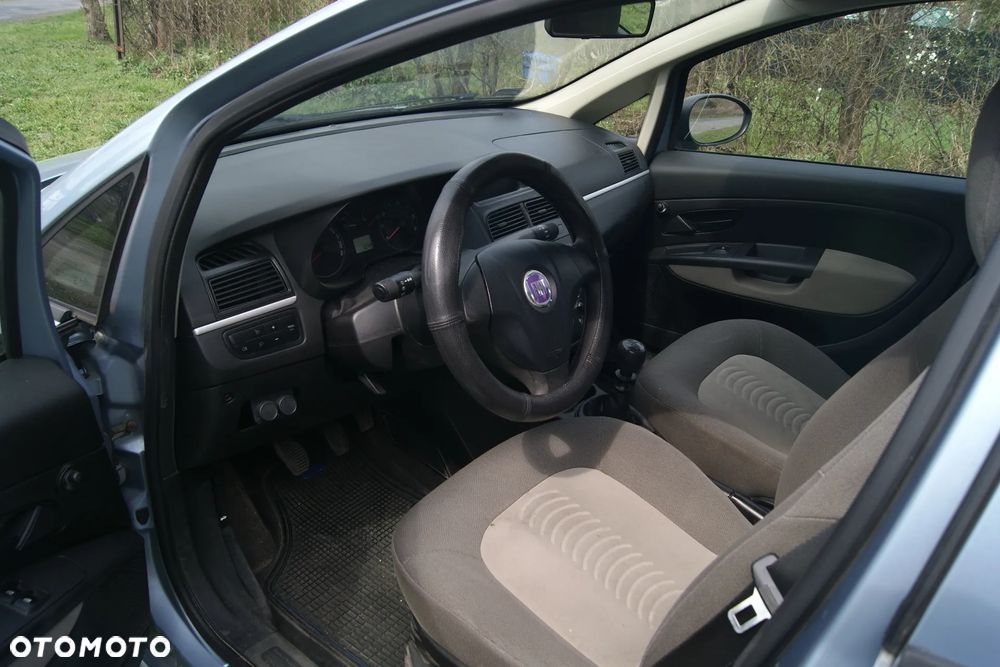 Fiat Linea 1.4 Active - 12