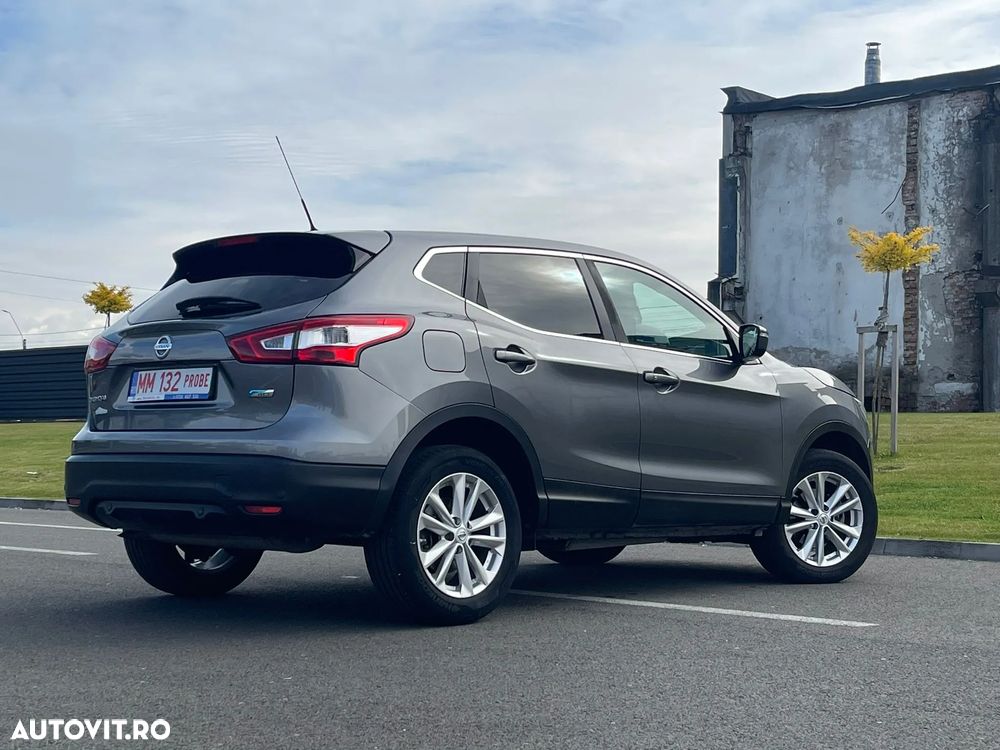 Nissan Qashqai 1.6 DCI Start/Stop N-Connecta - 10