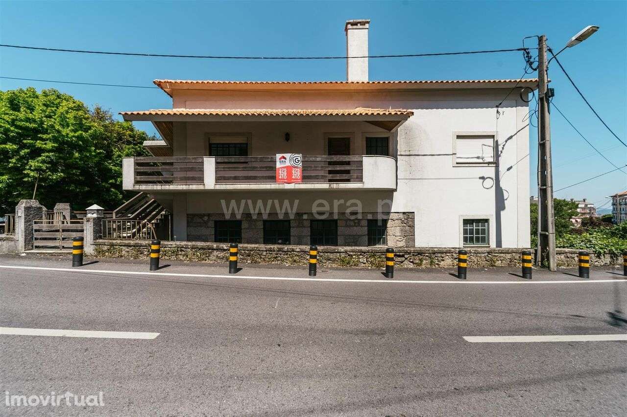 Moradia Isolada T6 / Covilhã, Covilhã - Grande imagem: 2/20