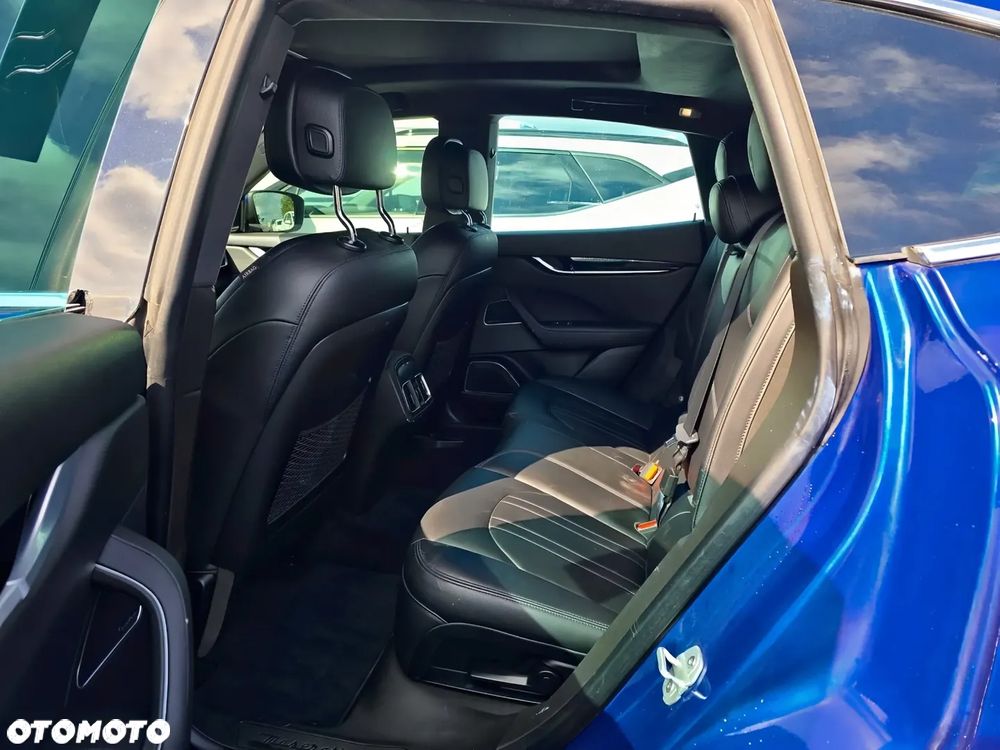 Maserati Levante Q4 - 12