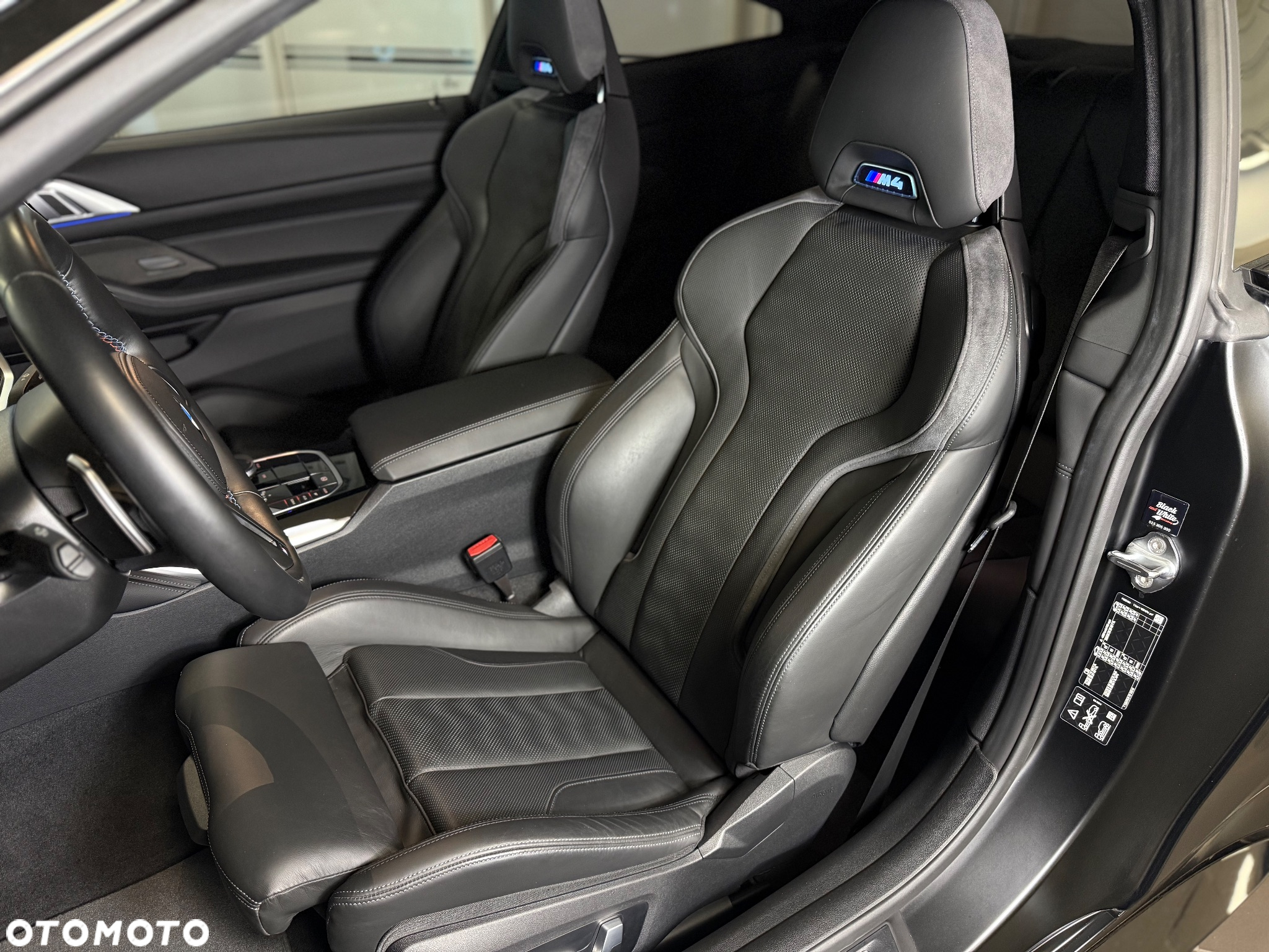 BMW M4 Competition M xDrive sport - 15