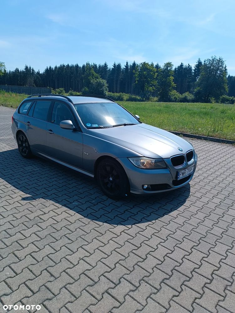 BMW Seria 3 318i - 9