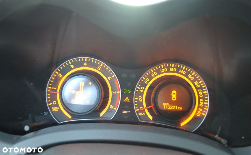 Toyota Auris 1.33 VVT-i Terra - 24