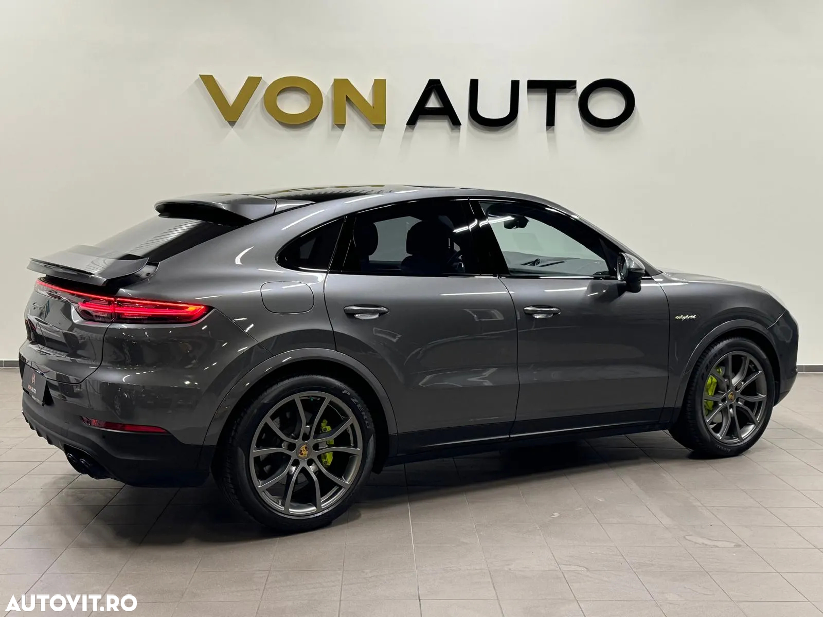 Porsche Cayenne Tiptronic S Platinum Edition - 17