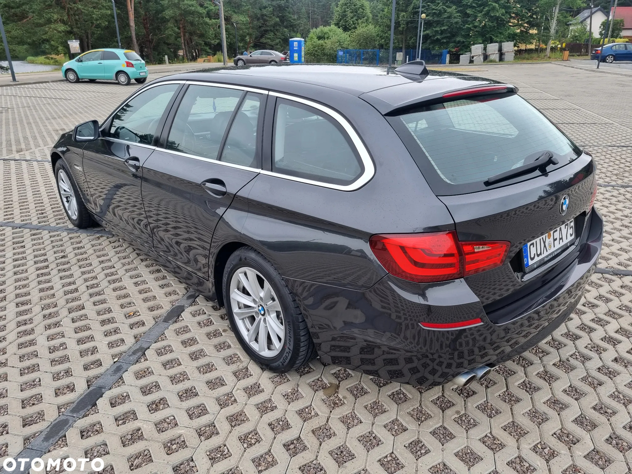 BMW Seria 5 520d Touring - 9
