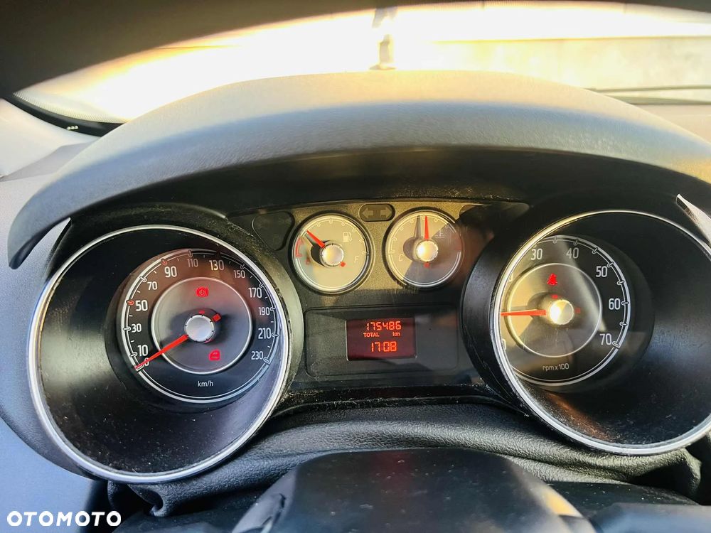 Fiat Punto Evo 1.4 8V Active - 19