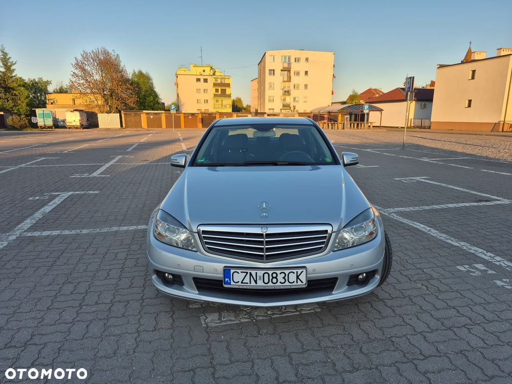 Mercedes-Benz Klasa C 220 CDI BlueEff Classic - 2