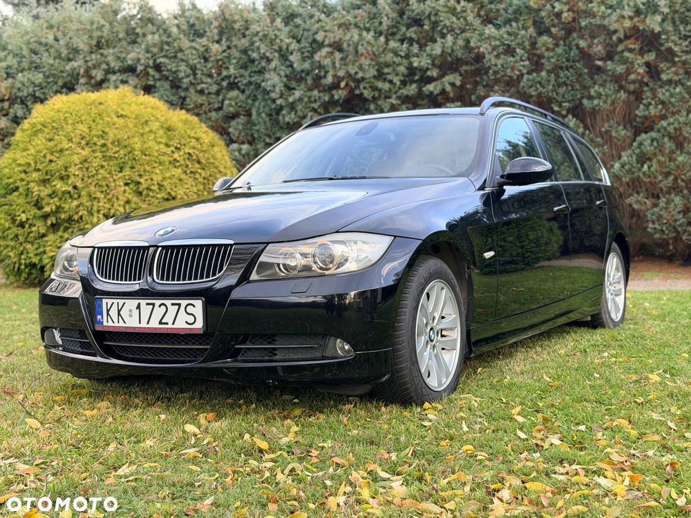 BMW Seria 3 325i - 3