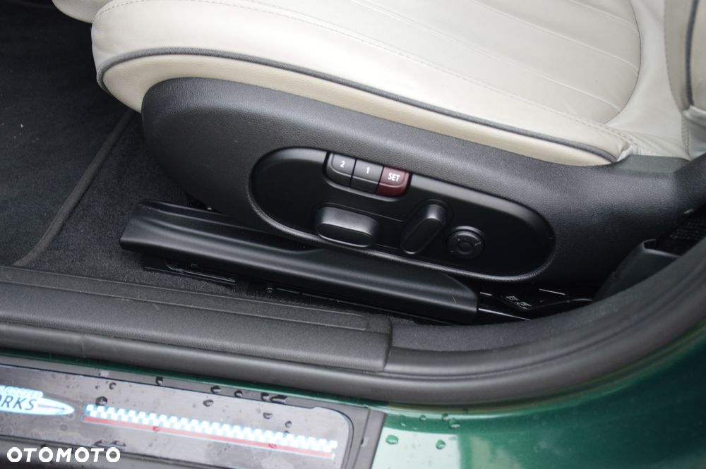 MINI John Cooper Works ALL4 sport - 34