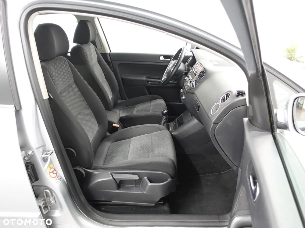 Volkswagen Golf Plus 1.6 Comfortline - 26