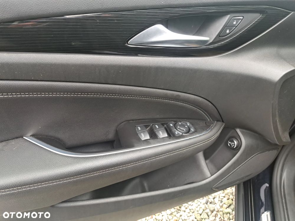 Opel Insignia 1.6 Automatik Exclusive - 29