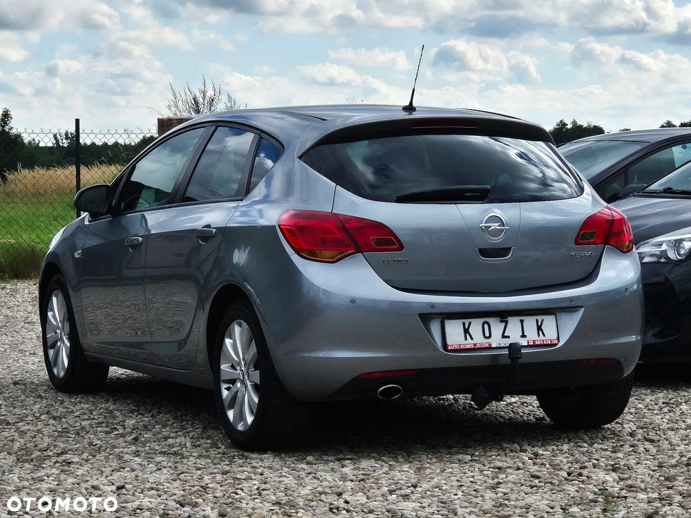 Opel Astra 1.4 Turbo Design Edition - 14