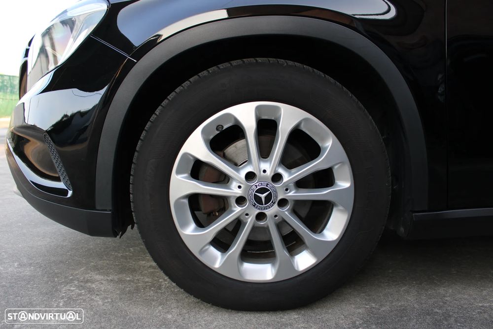 Mercedes-Benz GLA 180 d 7G-DCT Urban - 6